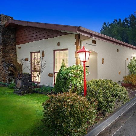 Gold Rush Inn Queenstown Exterior photo